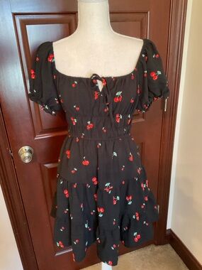 Liberty Love Dress. Sz. Small NWOT